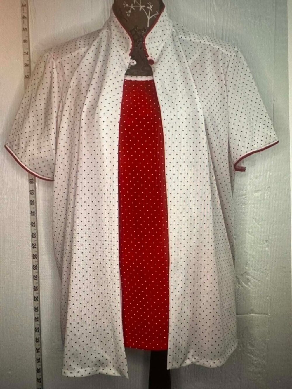 Vintage Sour Puss 2 Piece Blouse/Collard Shirt set Size XL Red/White